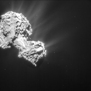 Figura 2: Imagen del cometa 67P/Churyumov-Gerasimenko Tomada por la NavCam de la misión Rosetta de la ESA. Crédito: ESA/Rosetta/NAVCAM. https://sci.esa.int/web/rosetta/